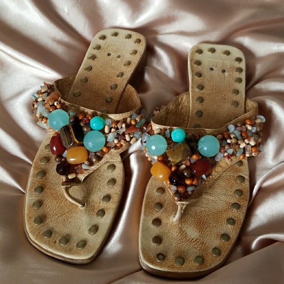Bridgett Sandals - Picture 1 of 13